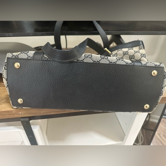 Gucci Canvas Abbey Medium Black - Picture 9 of 14